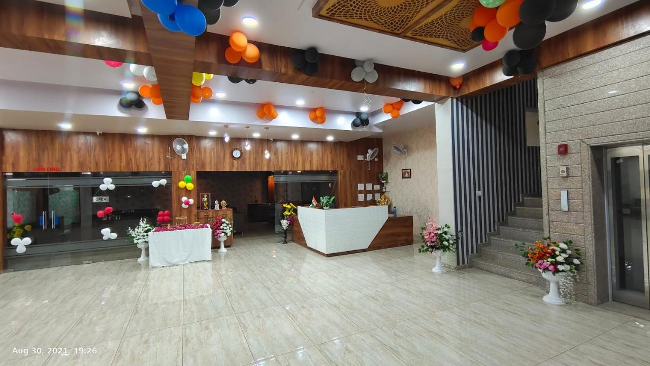 Kesar Hotel Viramgam 외부 사진