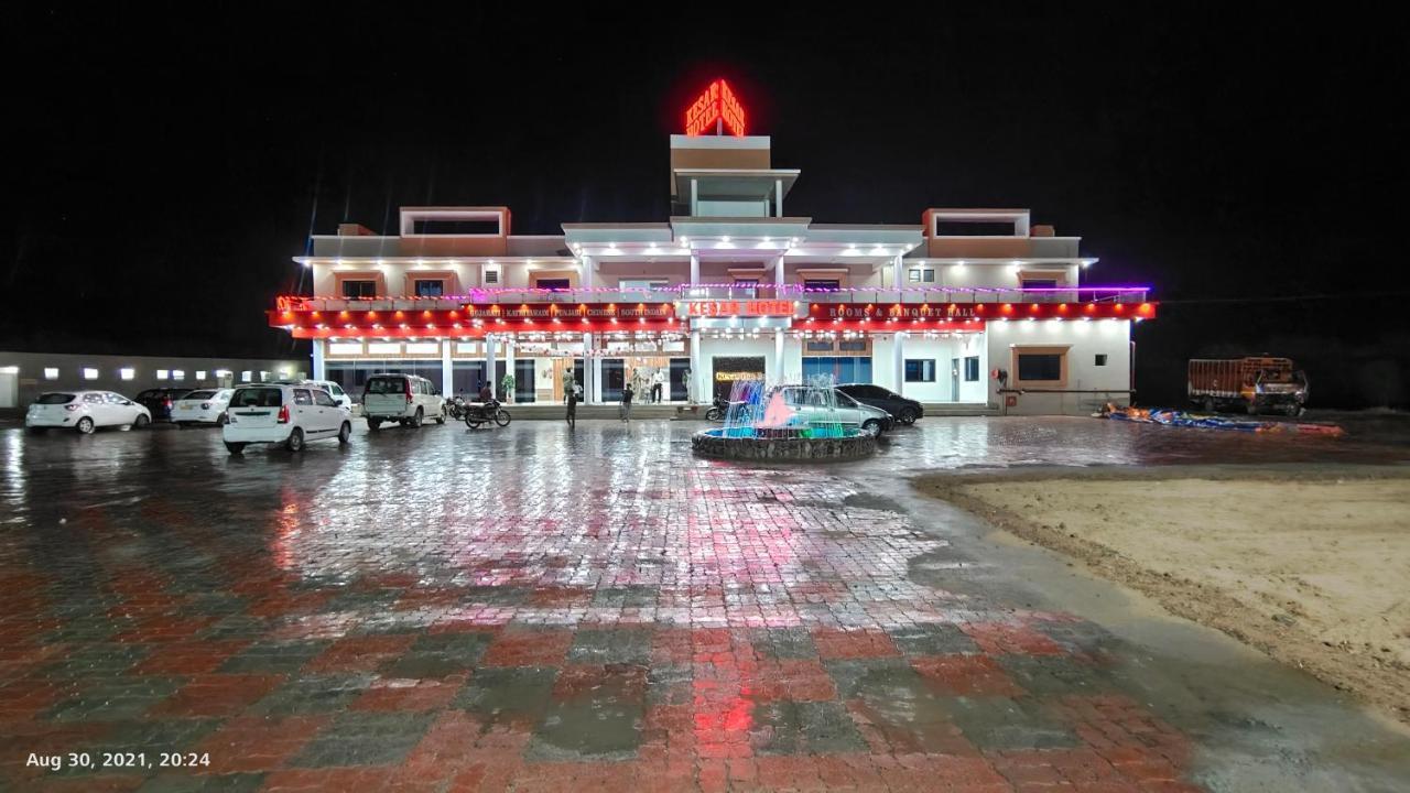 Kesar Hotel Viramgam 외부 사진
