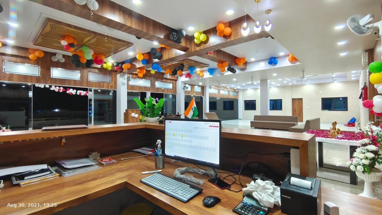 Kesar Hotel Viramgam 외부 사진