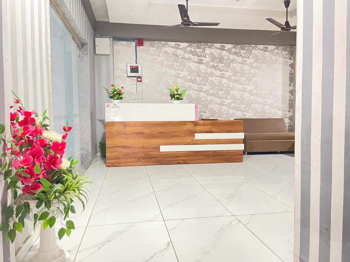 Kesar Hotel Viramgam 외부 사진