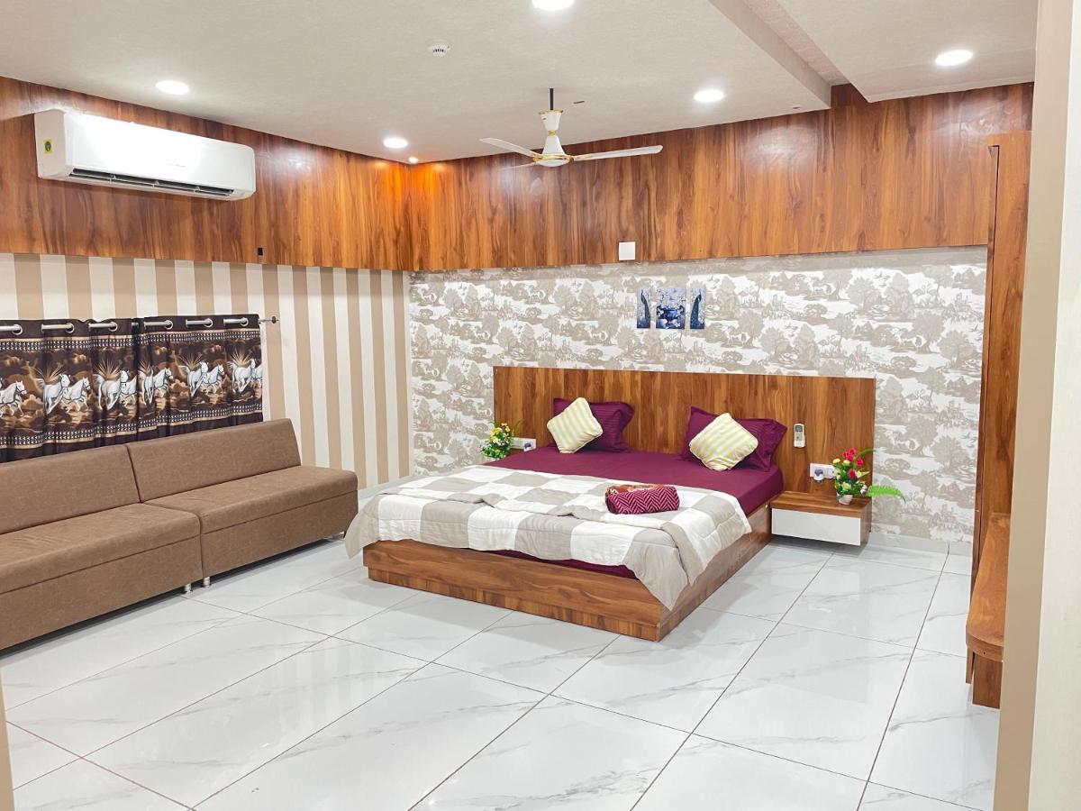 Kesar Hotel Viramgam 외부 사진